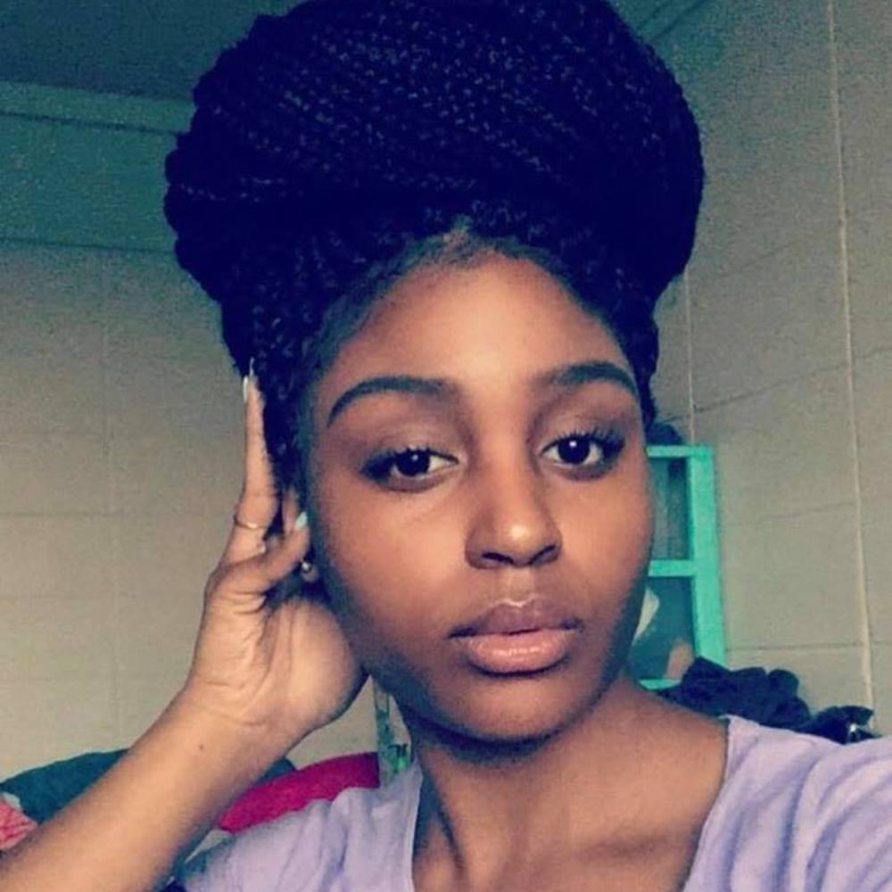 Meet your Posher, Love